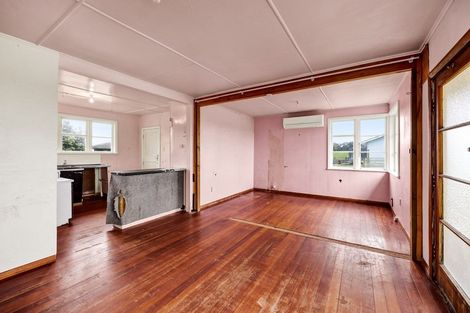 Photo of property in 505 Meremere Road, Ohangai, Hawera, 4672