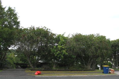 Photo of property in 2/16 John Downs Drive, Browns Bay, Auckland, 0630