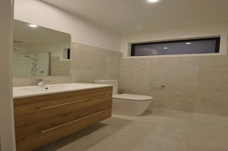 Photo of property in 24 Palm Avenue, Hokowhitu, Palmerston North, 4410