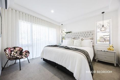 Photo of property in 5 Laguna Place, Matakatia, Whangaparaoa, 0930