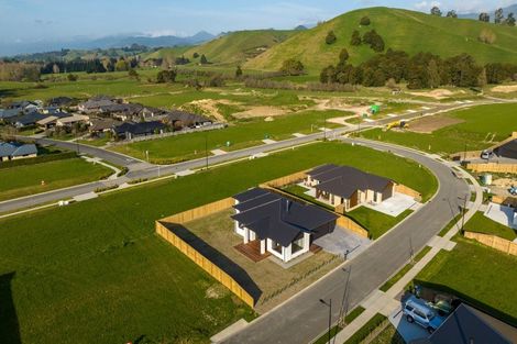 Photo of property in 16 Louden Place, Wakefield, 7025