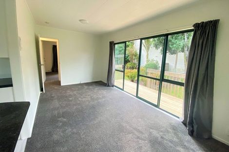 Photo of property in 15 Woodcote Drive, Glenfield, Auckland, 0629