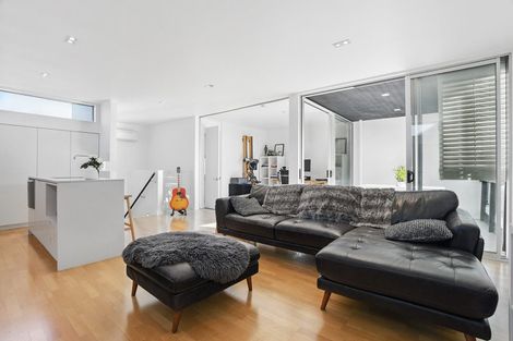 Photo of property in 4/184 Peterborough Street, Christchurch Central, Christchurch, 8013