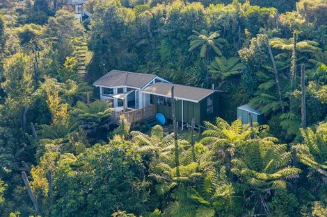 Photo of property in 40 Tairua Heights, Tairua, 3508