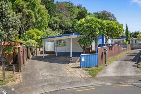 Photo of property in 11 Gainsborough Grove, Belmont, Lower Hutt, 5010