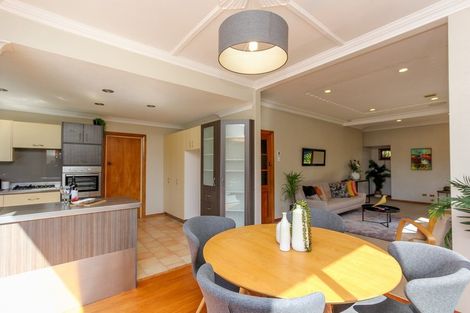 Photo of property in 21 Record Street, Fitzroy, New Plymouth, 4312