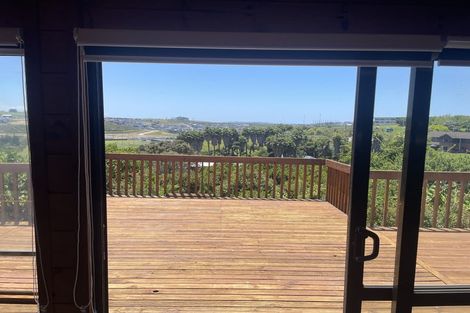 Photo of property in 15 Ashley Avenue, Long Bay, Auckland, 0630