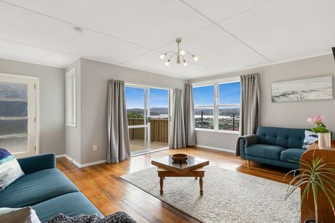 Photo of property in 34 Waiho Terrace, Elsdon, Porirua, 5022