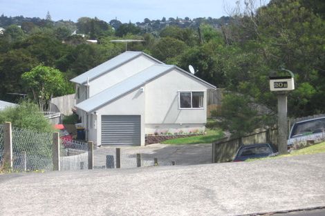 Photo of property in 1/20 Fernlea Rise, Bayview, Auckland, 0629
