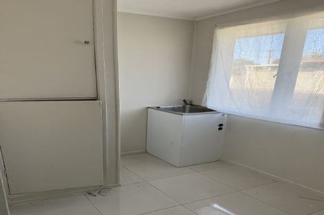 Photo of property in 19 Ribblesdale Road, Henderson, Auckland, 0612