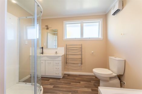 Photo of property in 53 Campbell Street, Geraldine, 7930