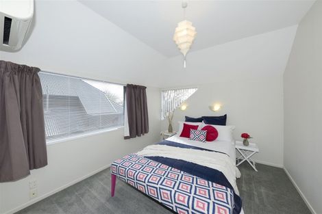 Photo of property in 431a Memorial Avenue, Burnside, Christchurch, 8053