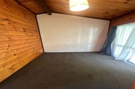 Photo of property in 3/89 Pinehaven Road, Pinehaven, Upper Hutt, 5019