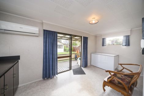 Photo of property in 27 Galway Avenue, Hokowhitu, Palmerston North, 4410