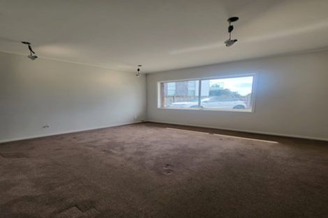 Photo of property in 5 Isola Place, Manukau, Auckland, 2025