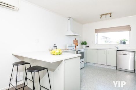 Photo of property in 10 Northwood Close, Woodridge, Wellington, 6037