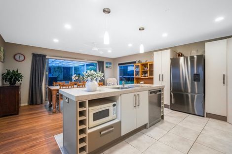 Photo of property in 11 Nelson Avenue, Aotea, Porirua, 5024