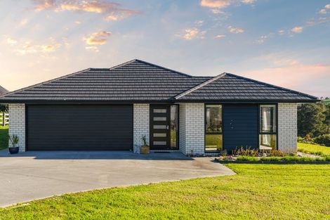 Photo of property in 23 Calla Street, Maungaturoto, 0520