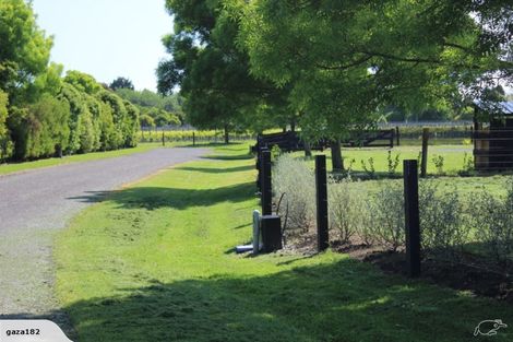 Photo of property in 18 Ivy Lane, Ohau, Levin, 5570