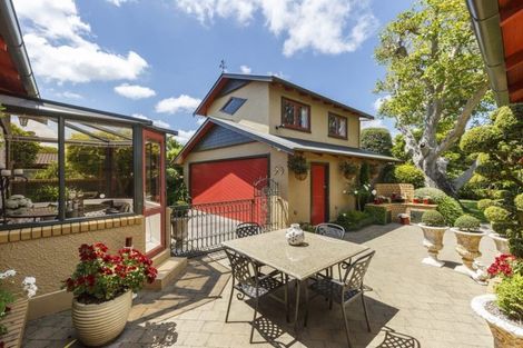 Photo of property in 302 Park Road, Hokowhitu, Palmerston North, 4410
