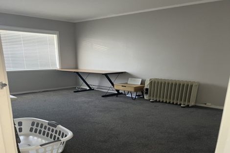 Photo of property in 2/82 Porchester Road, Papakura, 2110