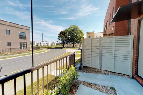 Photo of property in 22 Pepene Avenue, Takanini, 2112