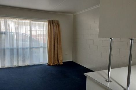 Photo of property in 20 Edgeware Road, Palmerston North, 4410