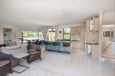 Photo of property in 2/9 Alberta Street, Acacia Bay, Taupo, 3330