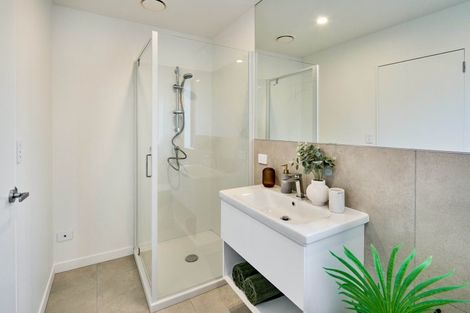 Photo of property in 11 Ara Paiwhenua, Tawa, Wellington, 5028