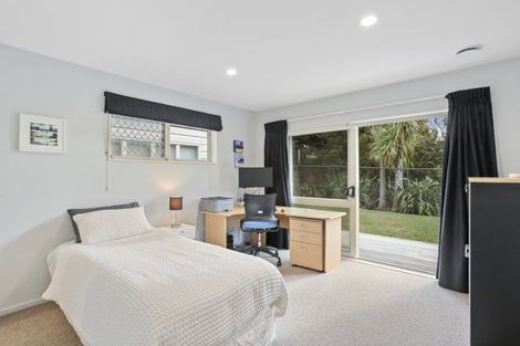 Photo of property in 73 Te Wharau Drive, Greenhithe, Auckland, 0632