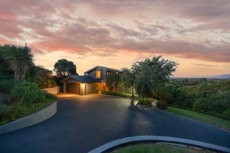 Photo of property in 45 The Strand, Fitzherbert, Palmerston North, 4410