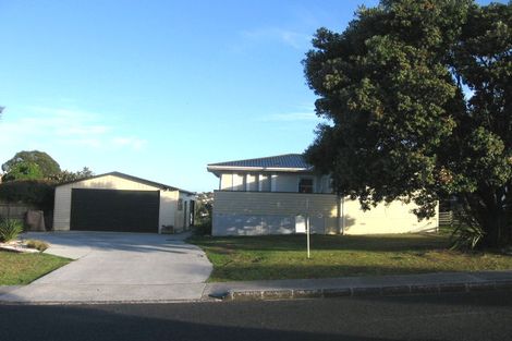 Photo of property in 117 Bruce Road, Glenfield, Auckland, 0629