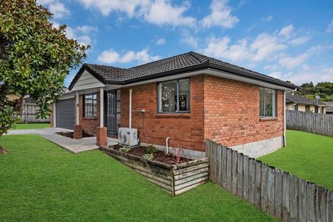 Photo of property in 31 Misty Valley Drive, Henderson, Auckland, 0612