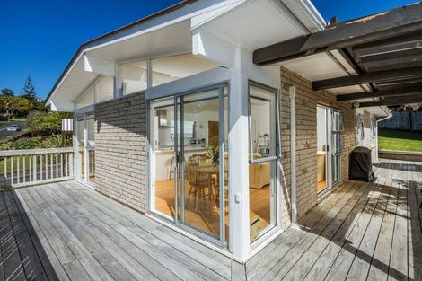 Photo of property in 24 Cantina Avenue, Bayview, Auckland, 0629