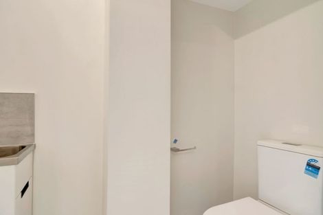 Photo of property in 12/106 Triangle Road, Massey, Auckland, 0614