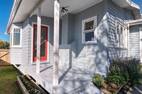 Photo of property in 14 Dunlop Road, Te Puke, 3119