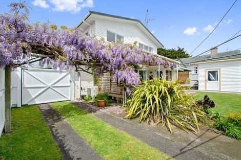 Photo of property in 55 Beach Road, Pahurehure, Papakura, 2113