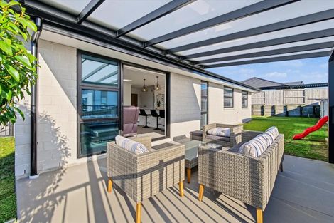 Photo of property in 8 Gaynor Way, Te Puke, 3119