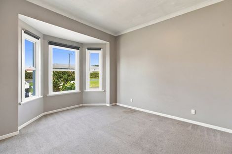 Photo of property in 19 Carey Street, Waitara, 4320