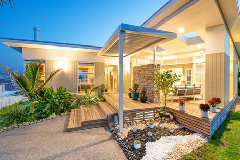 Photo of property in 21 Grand Drive, Orewa, 0931