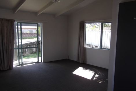 Photo of property in 2/35 Station Road, Te Kamo, Whangarei, 0112