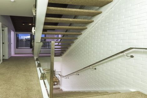 Photo of property in 1/15 Craig Road, Milford, Auckland, 0620