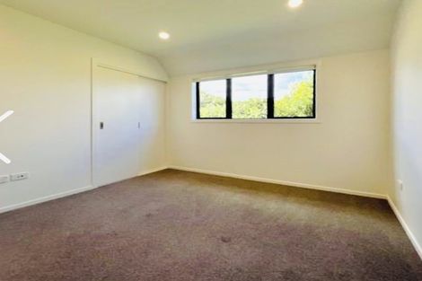 Photo of property in 14/12 Tawa Road, Te Atatu Peninsula, Auckland, 0610