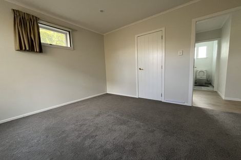 Photo of property in 138 Luckens Road, West Harbour, Auckland, 0618