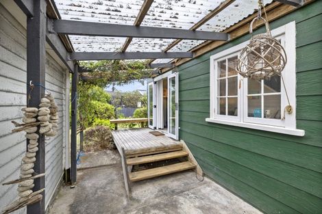 Photo of property in 24 Uenuku Avenue, Raglan, 3225