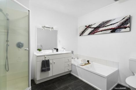 Photo of property in Grosvenor Cl, 4/6 Brown Street, Mount Cook, Wellington, 6021