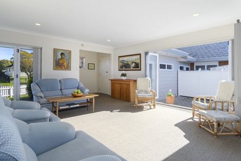 Photo of property in 37 Western Road, Bellevue, Tauranga, 3110