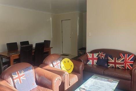 Photo of property in 8 Neesons Way, Glendene, Auckland, 0602