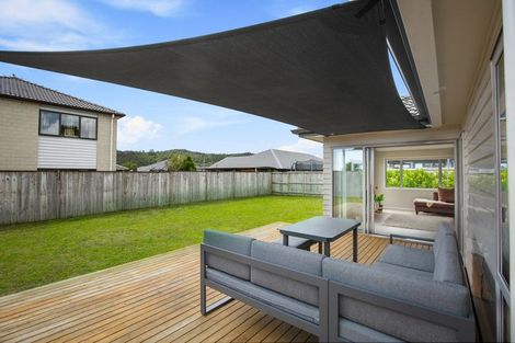 Photo of property in 5 Raymond Grace Avenue, Huapai, Kumeu, 0810