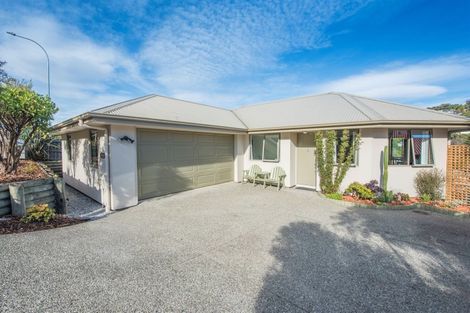 Photo of property in 10 Valley Heights Road, Stepneyville, Nelson, 7010